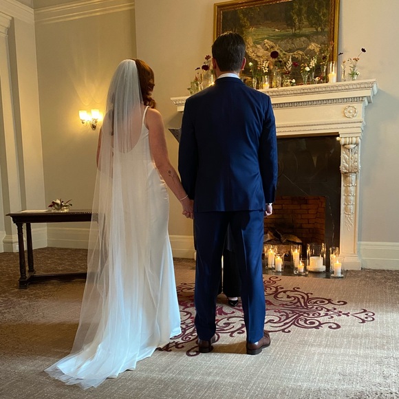 Alena Leena Plumeria Custom Design Wedding Dress - Picture 5 of 16